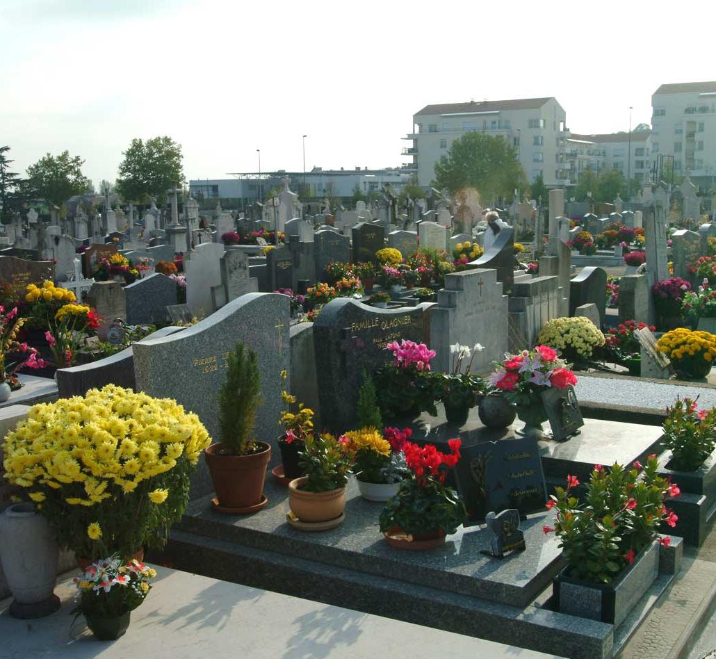 Projet d’agrandissement d’un cimetière du Val-d’Oise après la hausse des décès suite au Covid-19